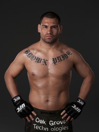  Autors: AwesomeOne Cain Velasquez