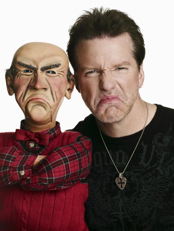 Tēli Wolter Vecs īgns onkulis Autors: EsEsmuPedinsh Jeff Dunham