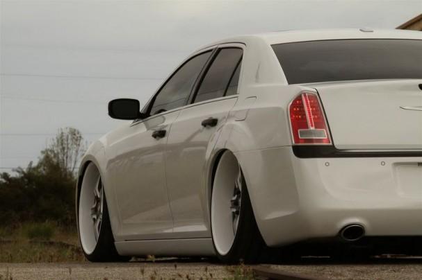  Autors: Fosilija Chrysler 300C DUB