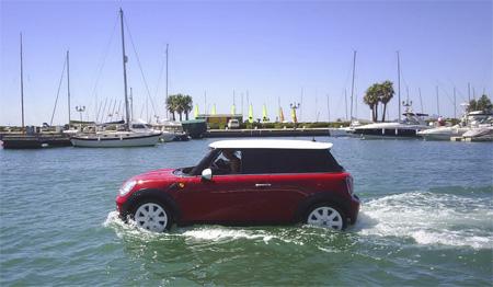 Mini arī pa ūdeni  Autors: GarsigsAbols Labākās Mini Cooper Reklāmas