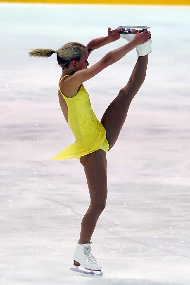  Autors: lindex Figure skater - Kiira Korpi