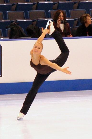  Autors: lindex Figure skater - Kiira Korpi