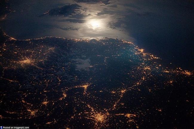 Franču Rivjēra naktī Autors: melja020390 Mūsu brīnišķīgā planēta