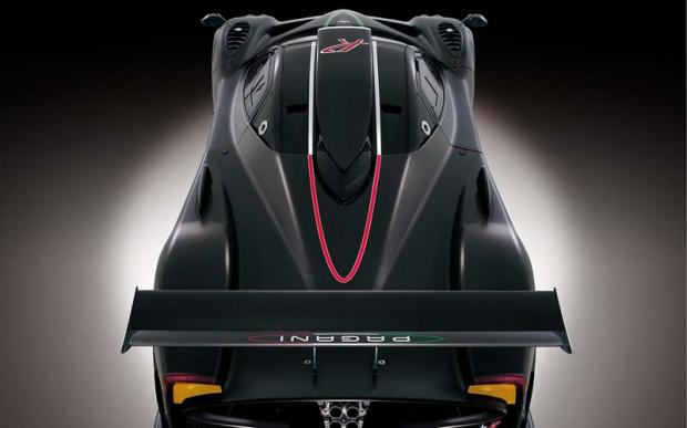  Autors: Decibel Pagani Zonda R - spēļu auto ar 750 Hp