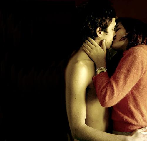 Skūpstīšanās ir netikai... Autors: kaķūns bezjēdzīgi fakti 10.