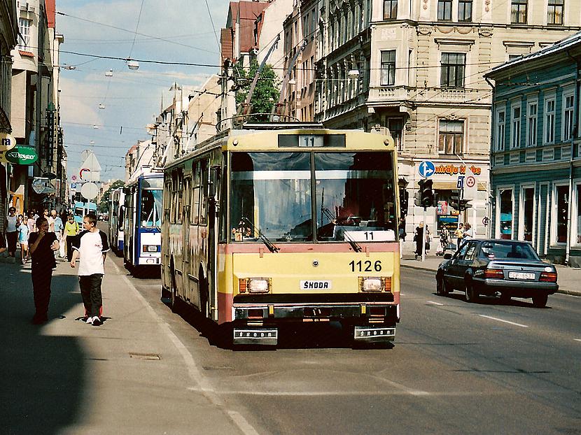  Autors: TheNostalgyGodfather Vecie trolejbusi 3. daļa