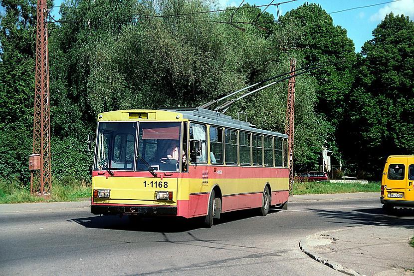  Autors: TheNostalgyGodfather Vecie trolejbusi 4. daļa