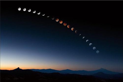 Mēnes aptumsums virs Šasta... Autors: Jaromejs Nature"s Best Photography versijas labākās 2008.gada dabas