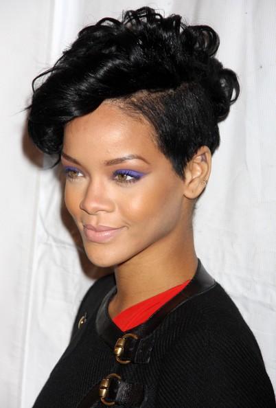Faux Hawk Autors: bee62 Rihanna's Hair Transformation