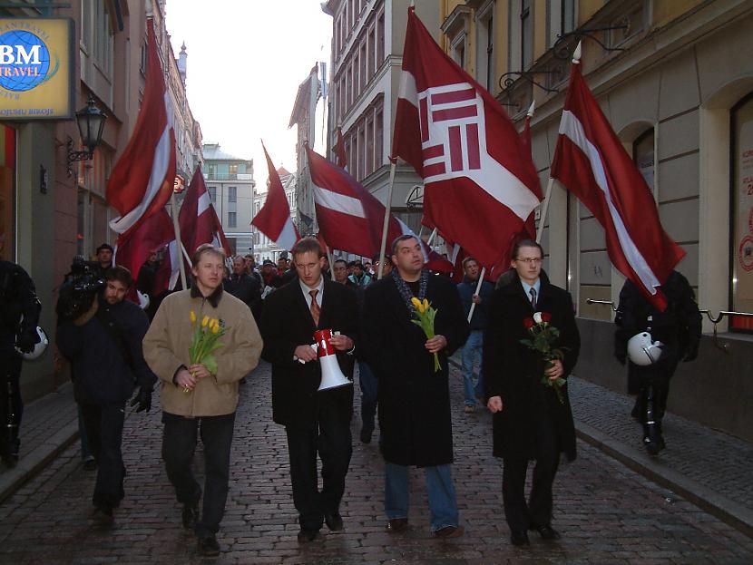 2007 gada 16 marts leģionāru... Autors: Fosilija Nacionālā Spēka Savienība (Bijusī nacionālistu partija