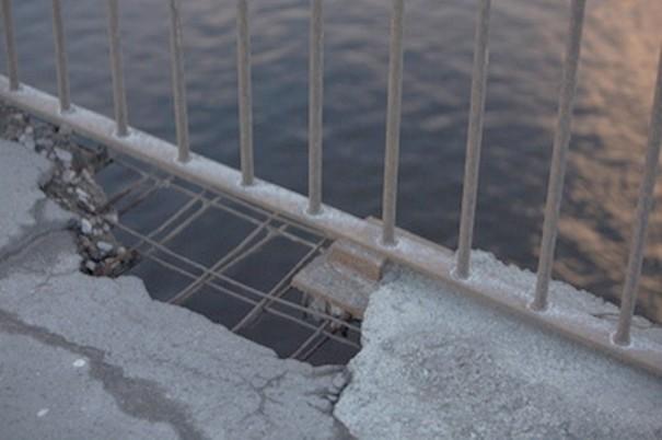  Autors: Fosilija Cik ilgi vēl izturēs grūstošais Salu tilts?