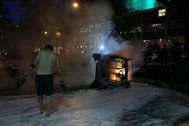  Autors: kashax1 Vankūveras skūpsts - šobrīd slavenākā fotogrāfij