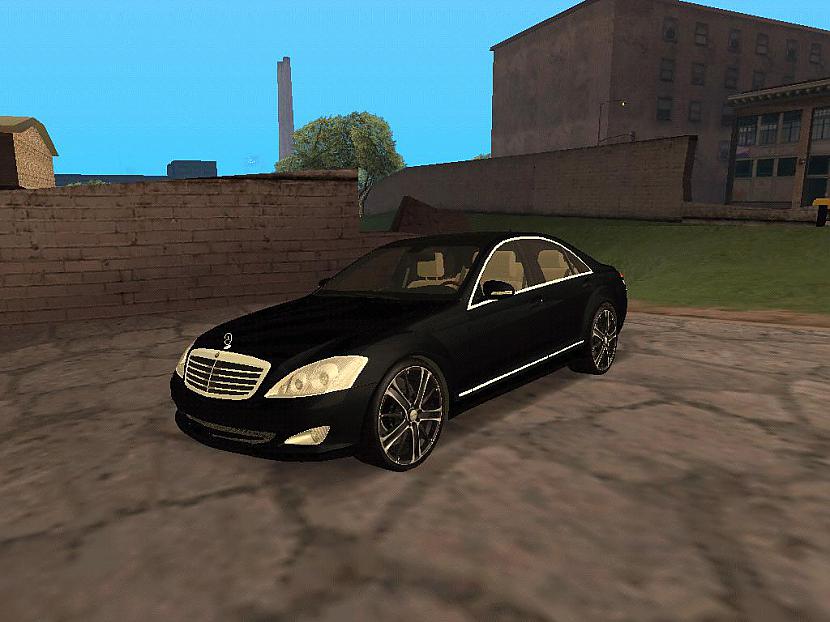 Automašīna  Mercedes S600 Autors: ivolatvia Grand Theft Auto - Latvia