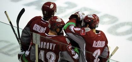  Autors: mime Visu KHL spēlētāju uzvārdi uz formām būs ar latīņu b