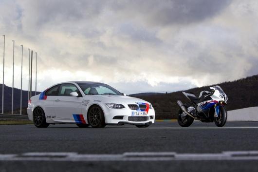 Pārveidotais BMW M3 aprīkots... Autors: Siikais11 BMW M3 kupeja pret BMW superbaiku