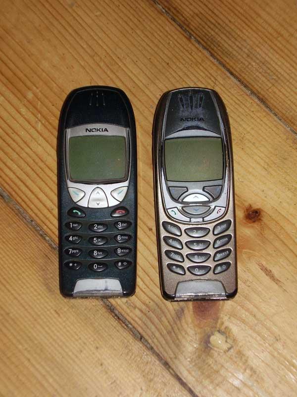 Nokia 6210 pa kreisi un nokia... Autors: eifelis Mana kolekcija