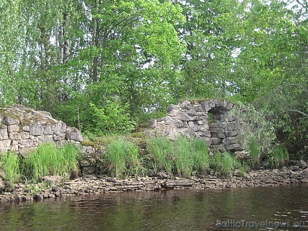 Sēlpils  No Sērpils pils... Autors: soberlv Teikas par latvijas pilīm. Nr.2