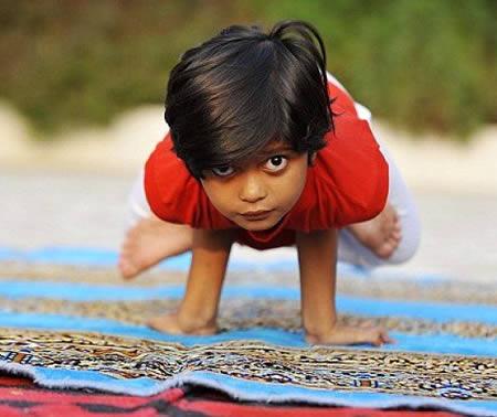 Pasaules jaunākais jogas... Autors: Khalifa Pasaules jaunākie...