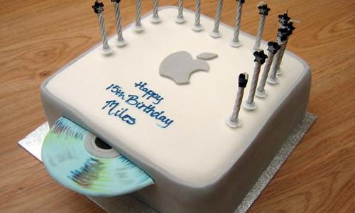dzimšanas dienas Mac mini kūka Autors: Cherruc Elektroniskās kūkas.