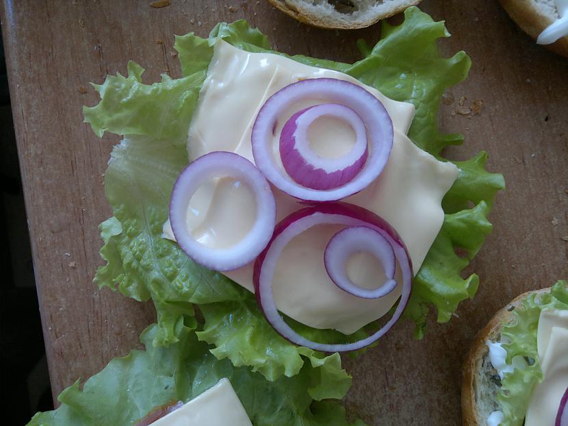 sīpoliņu Autors: hariboss Homemade hamburger [nom nom nom]