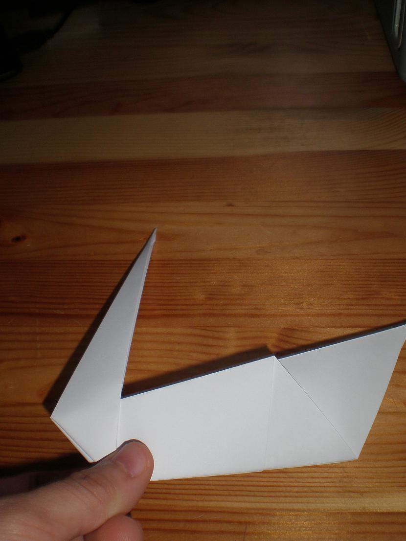 Un saspiežam Nu kakls jau... Autors: KaaMiS13 Origami - Gulbis , Step by step