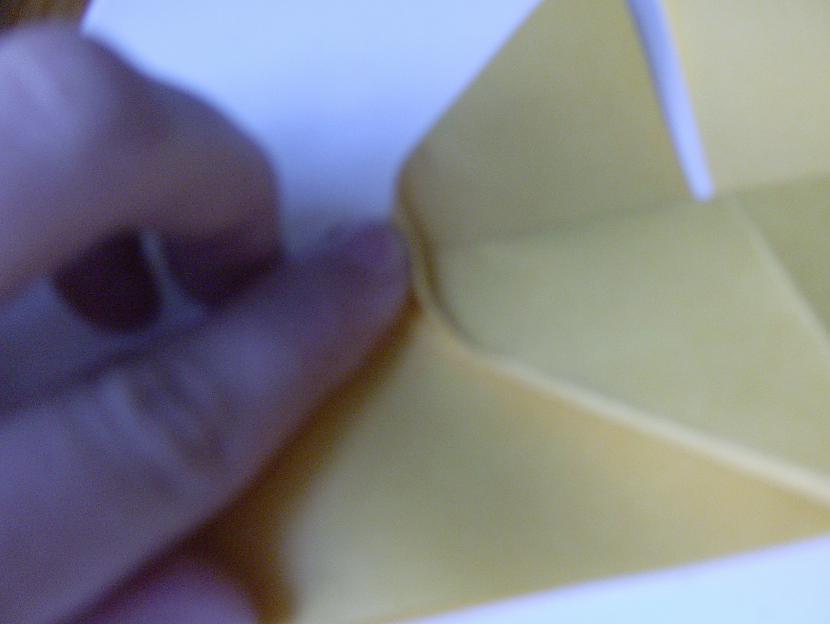 tad ieapaļie stūrīscaroni... Autors: xo xo gossip girl origami taurenītis