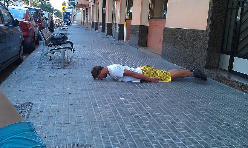 Viens no prastākajiem plankiem... Autors: eifelis muļķīgā plankošana Barselonā