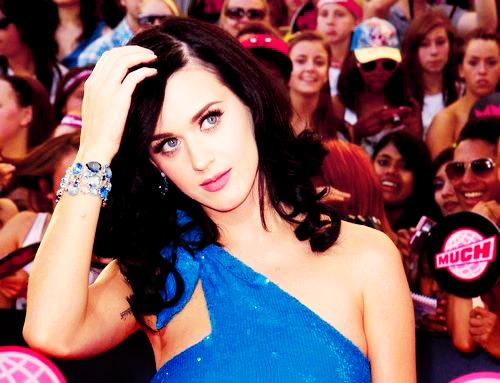  Autors: MOONTAA Katy Perry. ♥