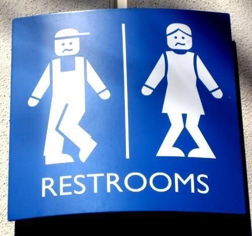  Autors: misters pingvīns Interesantas tualešu zīmes
