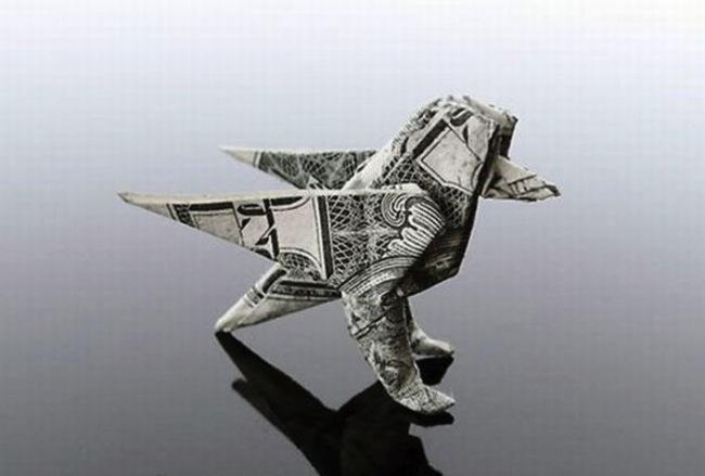 Putns Autors: Asiņainā Mērija Origami no naudas.