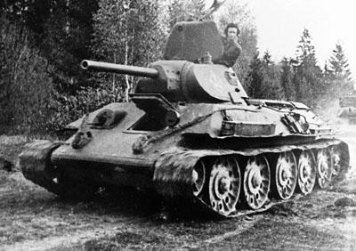 Krievu T34 Autors: Bucitis1 2.P.K vācu un krievu tanku salīdzinājums (2.daļa)
