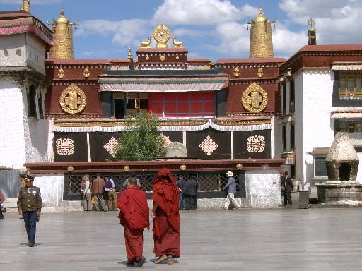 Skaistuma ziņā Potala pilij... Autors: Rakoons Vietas,kur jāaizbrauc: Tibeta