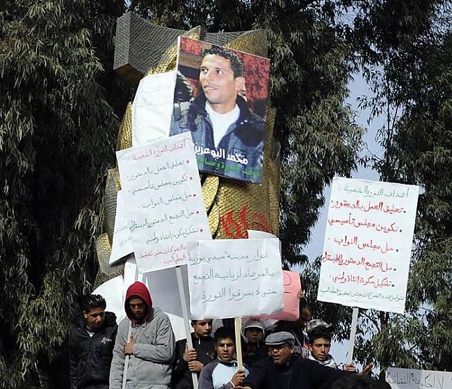  6 Mohamed Bouazizi bija... Autors: quencher 2011.gada 49 ietekmīgākie Vīrieši