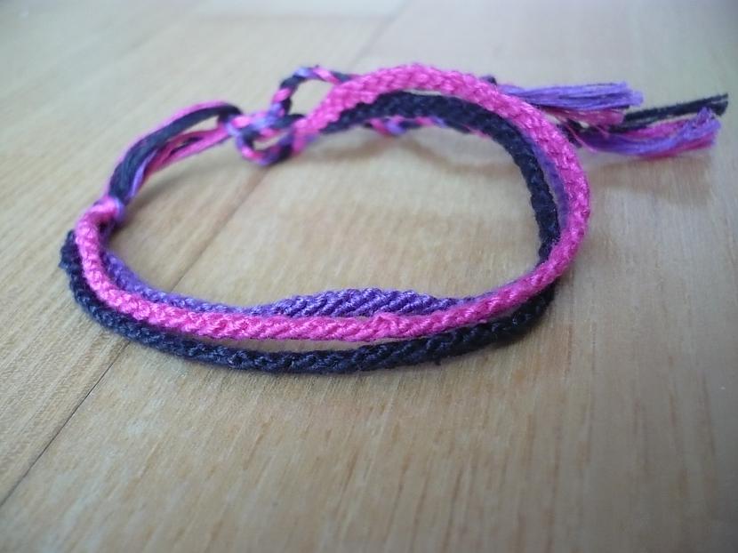  Autors: Fosilija Friendship Bracelets. ^__^