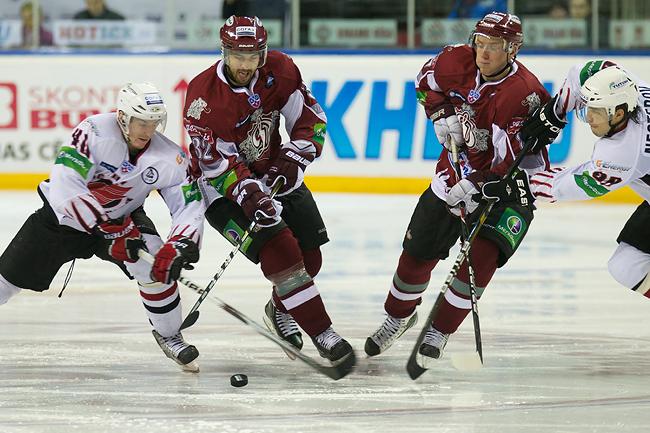   Autors: ak34 Foto: Dinamo piekāpjas Omskas Avangard