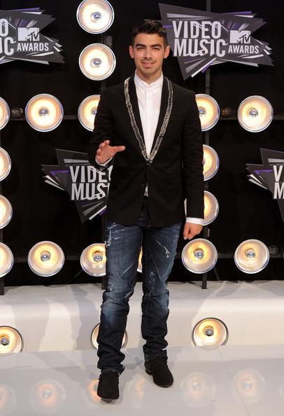  Autors: kaily109 Joe Jonas