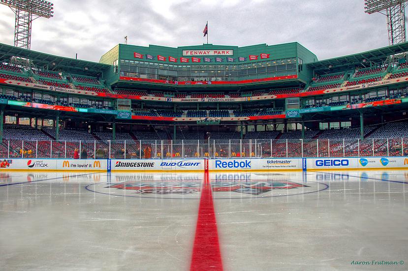 NHL zem klajas debessHokejs... Autors: minskaja 10 neparastākie sporta pasākumi