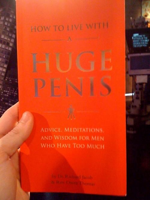 Kā sadzīvot ar milzīgu peni... Autors: Arteens19 10 stulbākās grāmatas, kādas var nopirkt Amazon.com!!