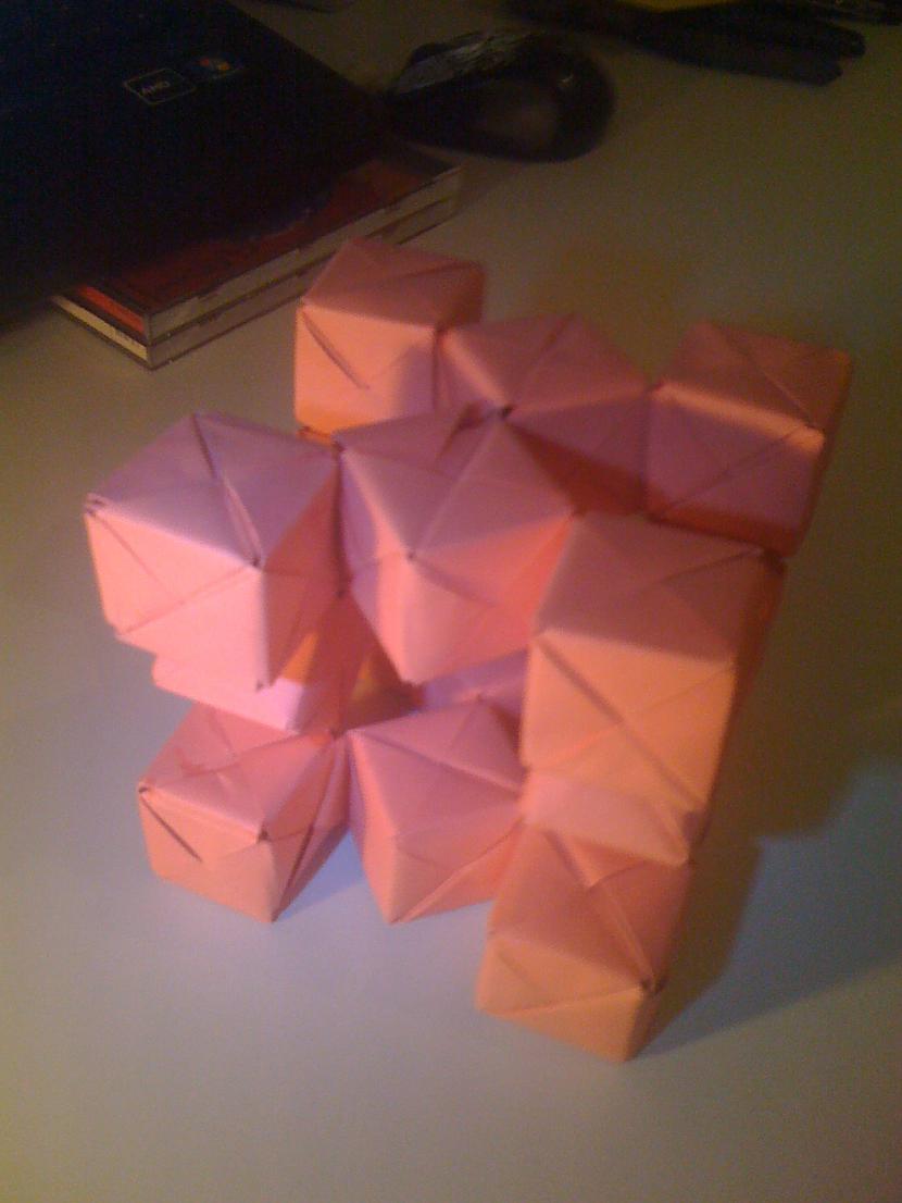 Šitas kubs kustās video īsti... Autors: WebagentOnAir Origami! Challenge accepted!
