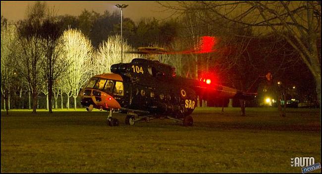Scarono Krievijā ražoto... Autors: HHRonis Helikopters piezemējas Rīgas parkā.