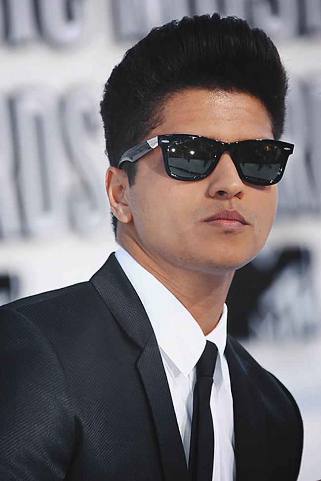  Bruno Mars Autors: Fosilija Sliktākie dziedātāji