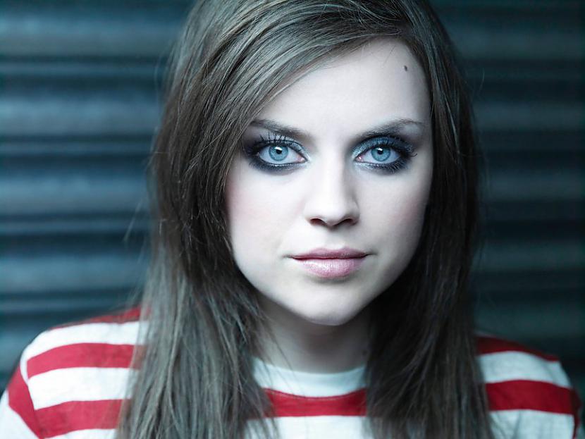  Autors: I LOVE U Amy MacDonald dziesmas