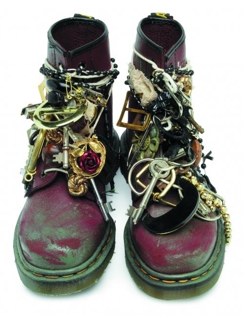  Autors: dirteechocolate shoes, boots