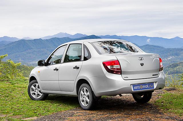 Autors: HHRonis AvtoVAZ uzsāk Lada Granta ražošanu, cenas pieaug.