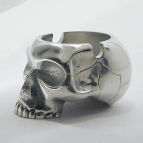  Autors: Fosilija Ashtray.