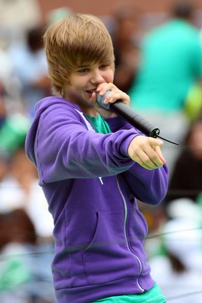 Daudziem skauž tas ka meitenes... Autors: Mmiezis Kāpēc daudzi ņirgājas par Justinu Bieberu?