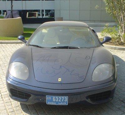  Autors: Kobis Pamesti auto Dubaijā :o