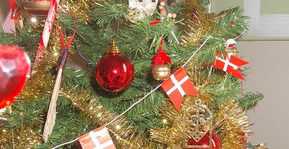 Ziemassvētki DānijāDecembris... Autors: The Anarchist Fakti Par Ziemassvētkiem Cituviet Pasaulē