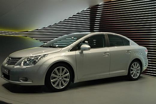 Toyota Avensis Autors: Speed Eiropas Gada auto 2010 pretendenti