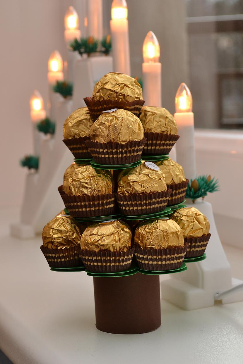 Ferrero rocher ziemassvētku... Autors: Liennucyc Mani mazie darbiņi..